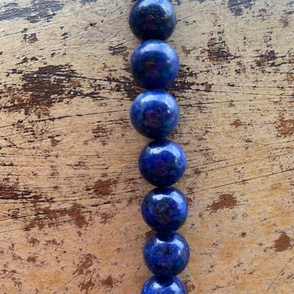 MLD Gold and Lapis Necklace - Picture 2 of 4